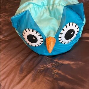 Turquoise owl sleeping bag